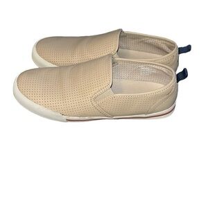 Tommy Bahama men’s leather perforated loafers Size 8